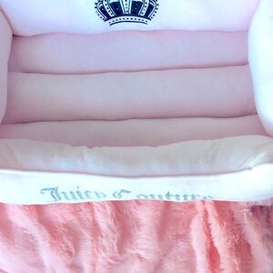 NEW Juicy Couture Luxury Soft Velour Pink Pet Medium Large Cat or Dog Bed